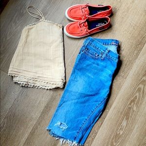 Abercrombie & Fitch EUC Distressed Bermuda Shorts